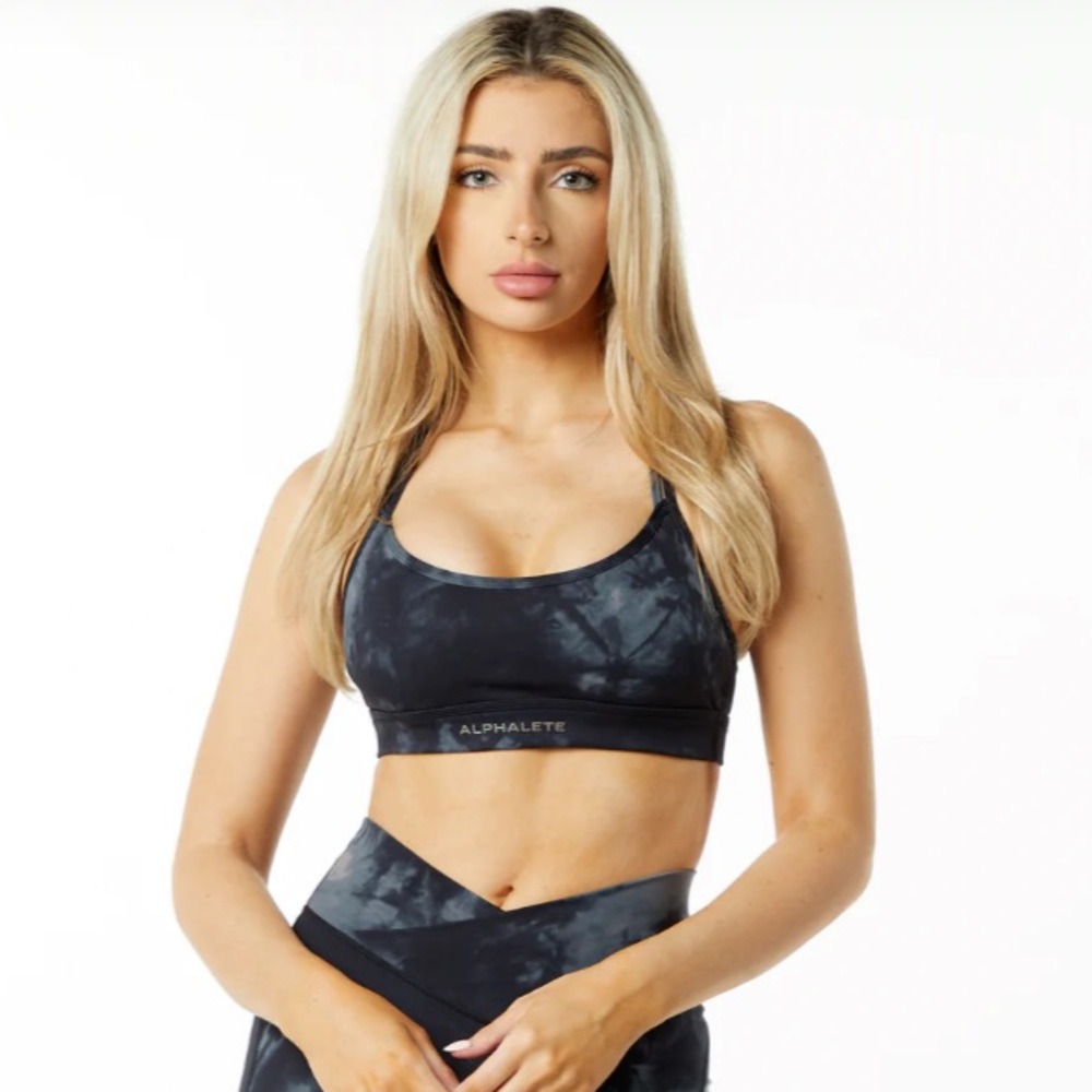 Alphalete Surface Tri Bra
